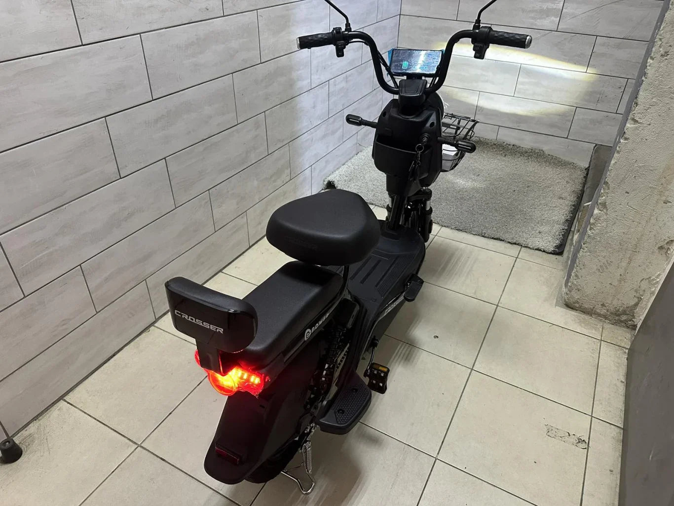 Електро скутер CROSSER SR-1 60V 500W - изображение 4