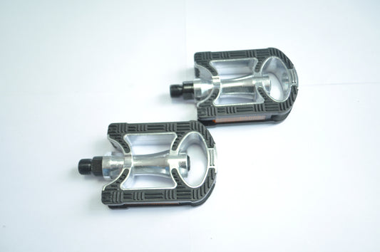 Педалі Feimin FP-910 MTB 9/16" сріб+чорн.